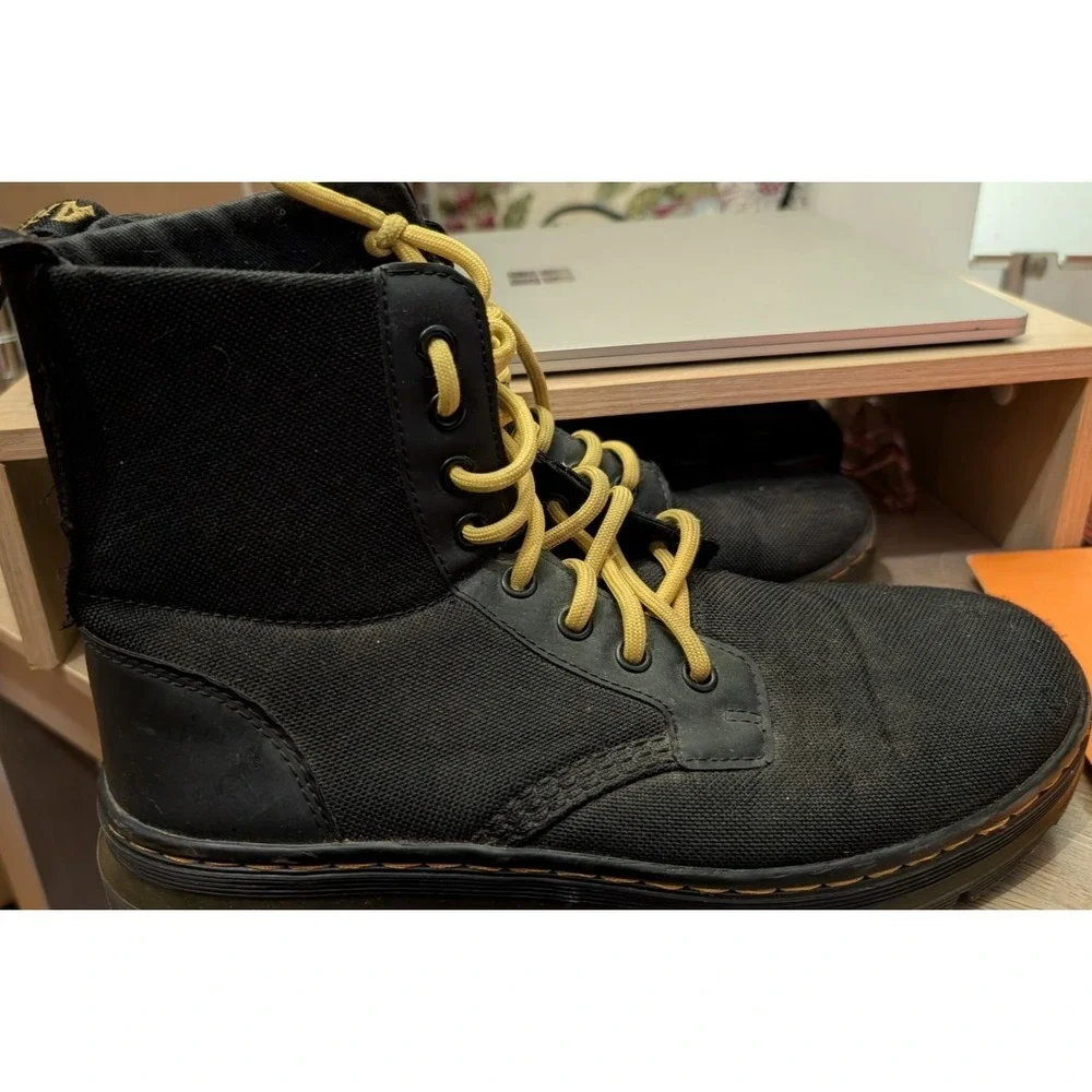 Dr. Martens Combs Black Lace Up Ankle Combat Boots Men's Size 8  Women's Size 9